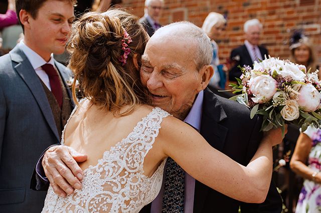 Bride Asks Grandfather To Dance - Then He Says: "I Know The Truth"